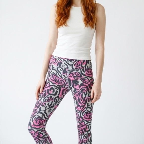 Under Armour Other - Under Armour Navy Tank and Pink Animal Print Leggings and sports bra. 3 Pieces